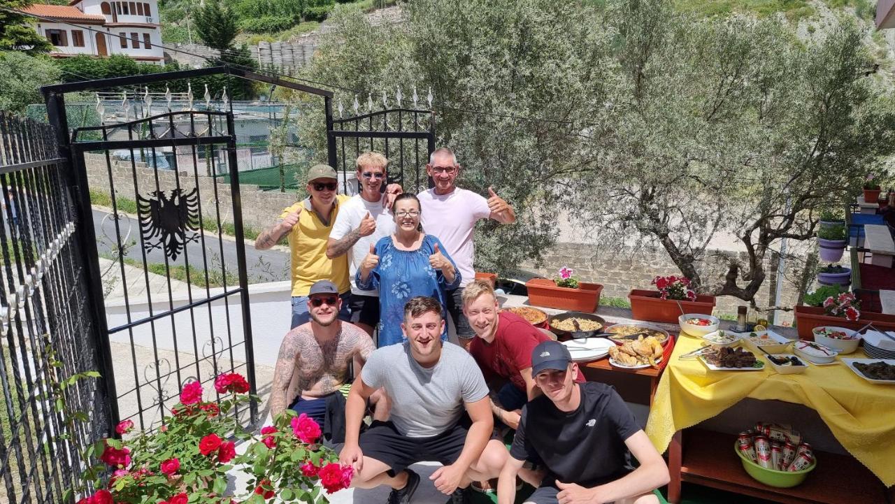 Kalaja Inn Krujë Exterior foto