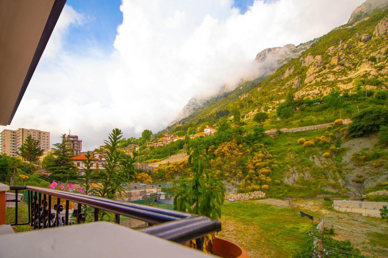 Kalaja Inn Krujë Exterior foto