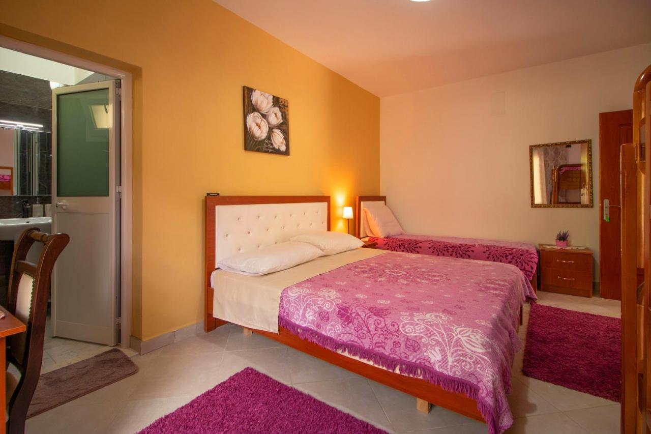 Kalaja Inn Krujë Exterior foto
